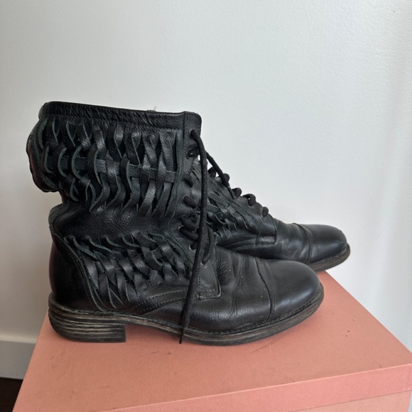 Slouchy combat boot in soft leather - Picture 2 of 4
